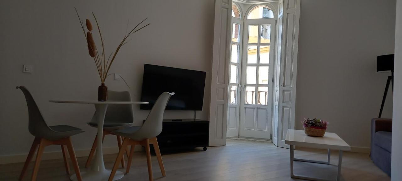 Casa Palacio La Casa Blanca Suites Sewilla Zewnętrze zdjęcie